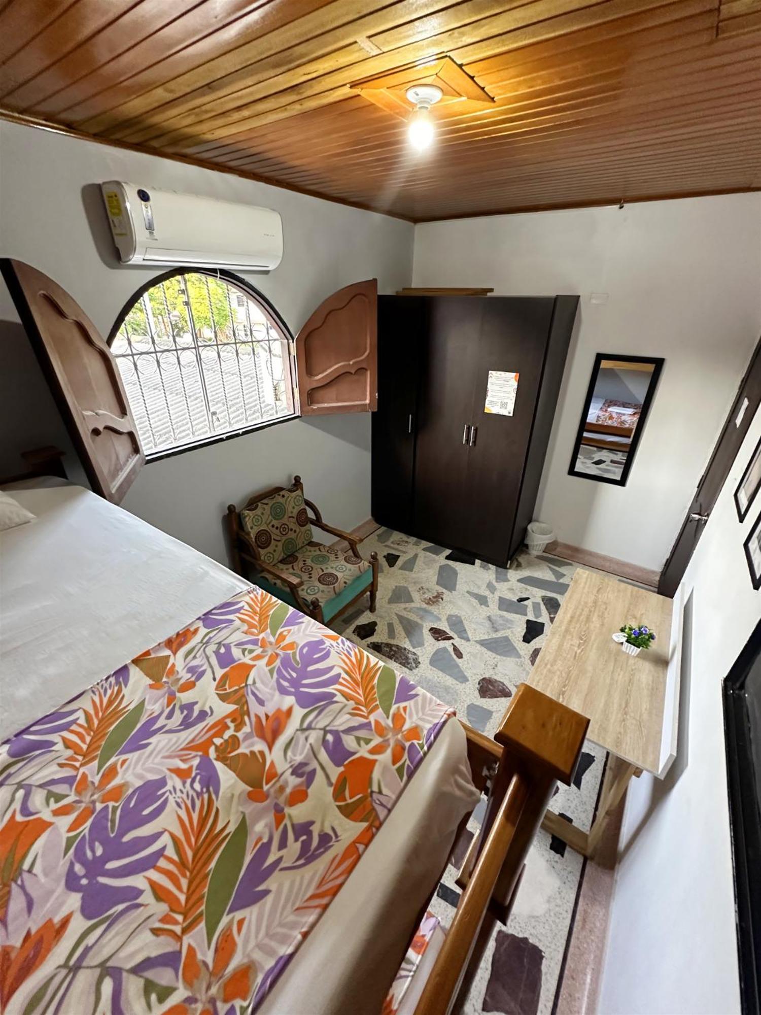 Tia Chela Hostel Santa Marta  Buitenkant foto